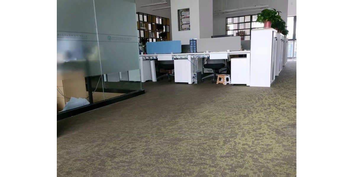 中崇信諾生物制藥（泰州）有限公司編織紋PVC地板鋪設案例